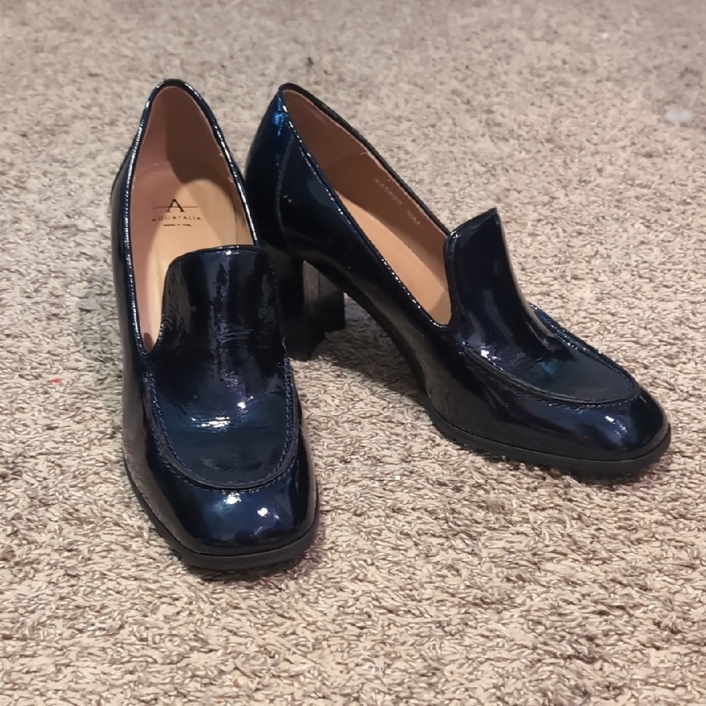 Aquatalia Glossy Navy Heels
